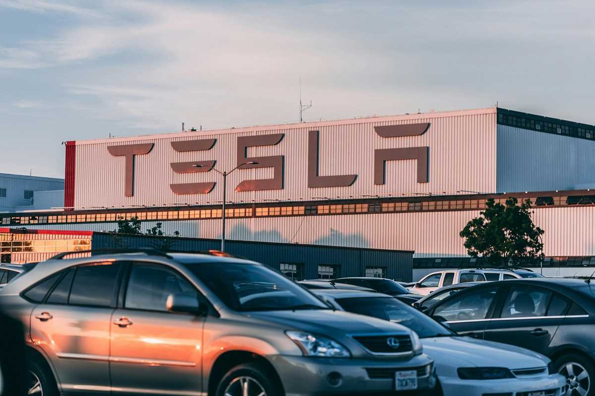 How Green Are We Really Going? A Deeper Look at Car Industry Sustainability Efforts